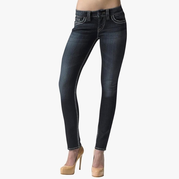 Silver Jeans Suki Skinny Low Rise Sz 27 (3/4) Dark Wash Jeans Back Flap Pockets - Picture 2 of 16